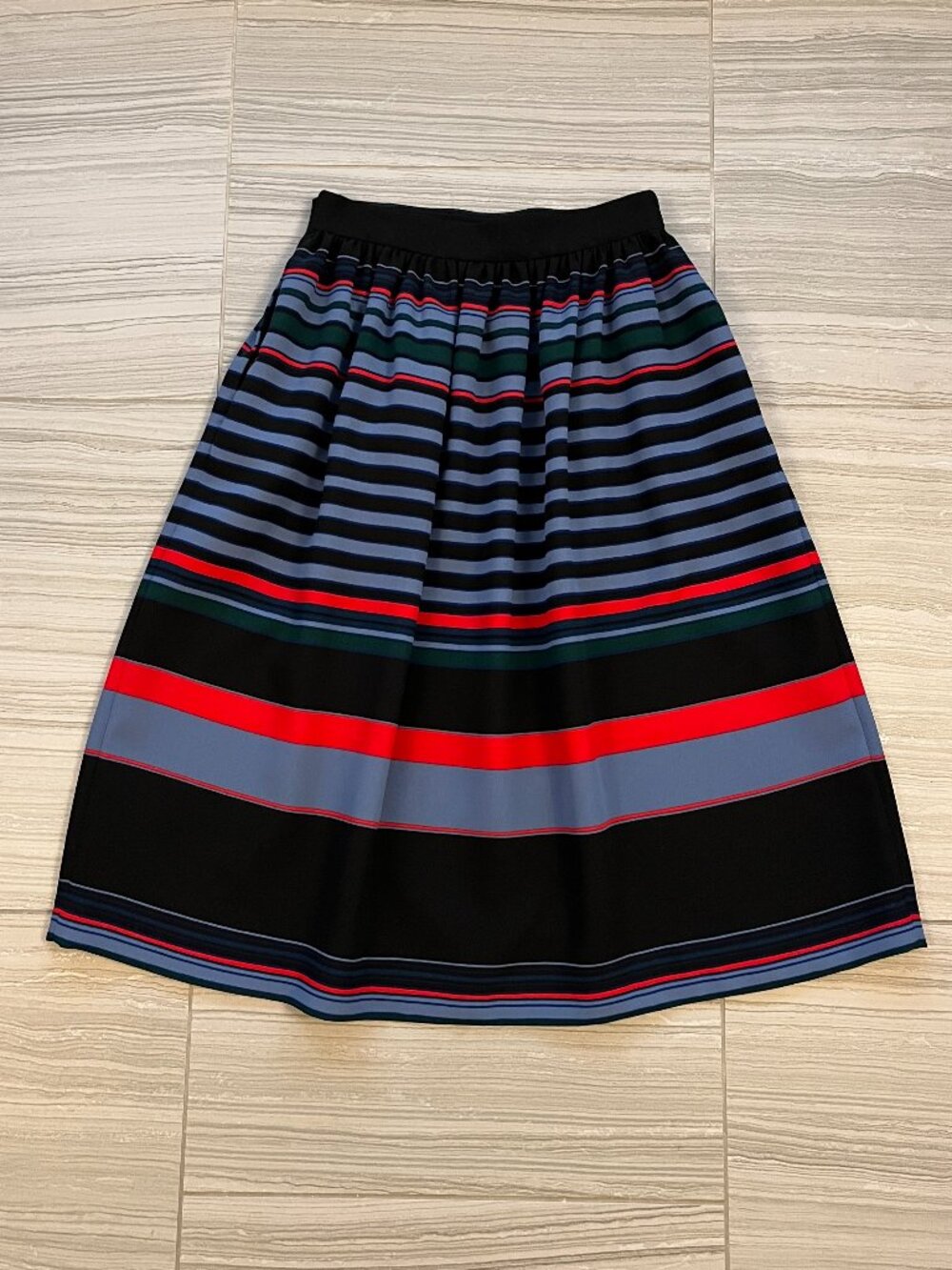 Zara midi flare Skirt